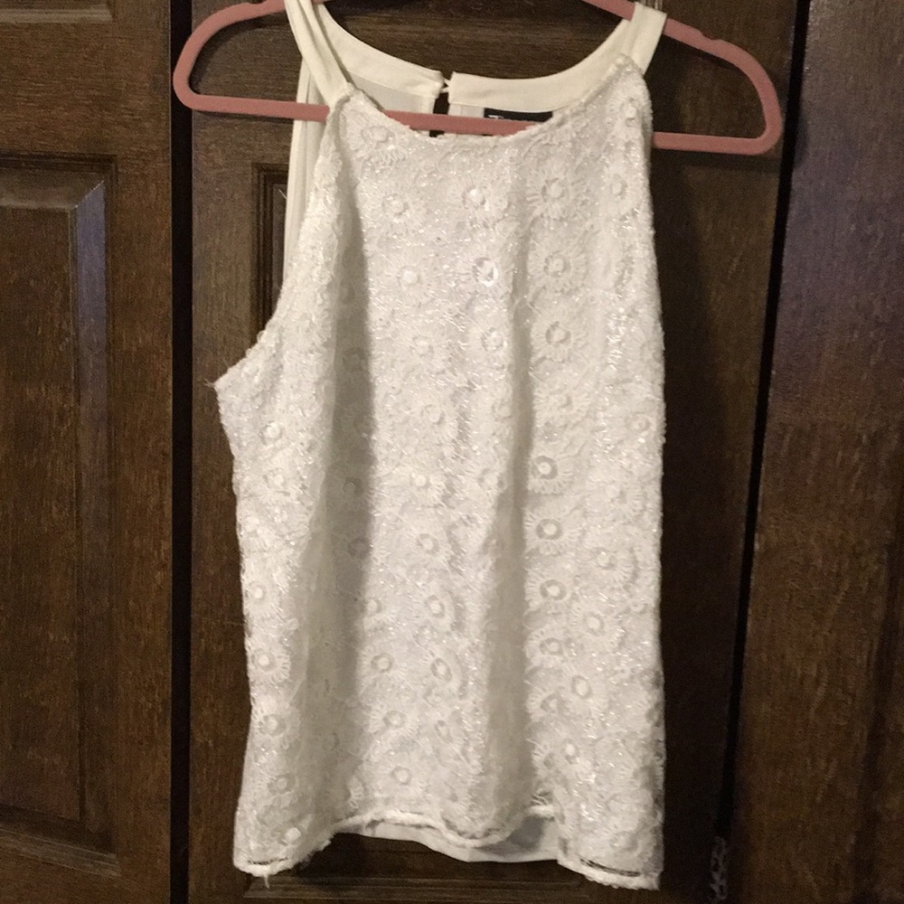 Pretty floral lace top